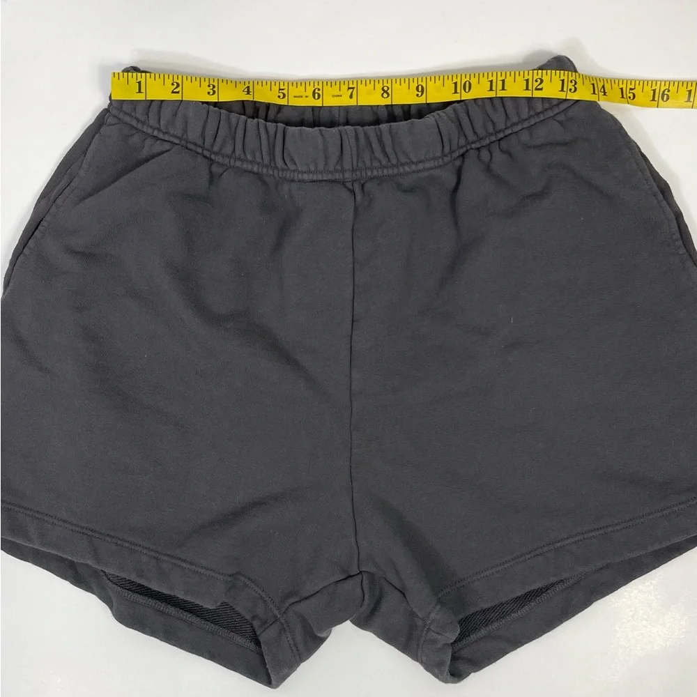 Daily drills Women's Gray lounge Shorts. Size: XS/S - Picture 3 of 5